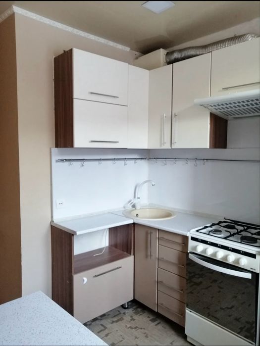 Сдам 2 комн квартиру на долгий срок