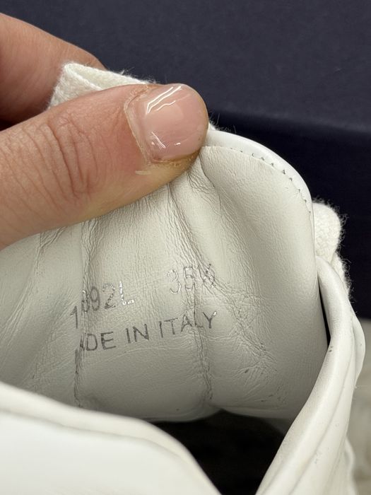 Колекция обувки 35.5 prada, valentino, louis vuitton