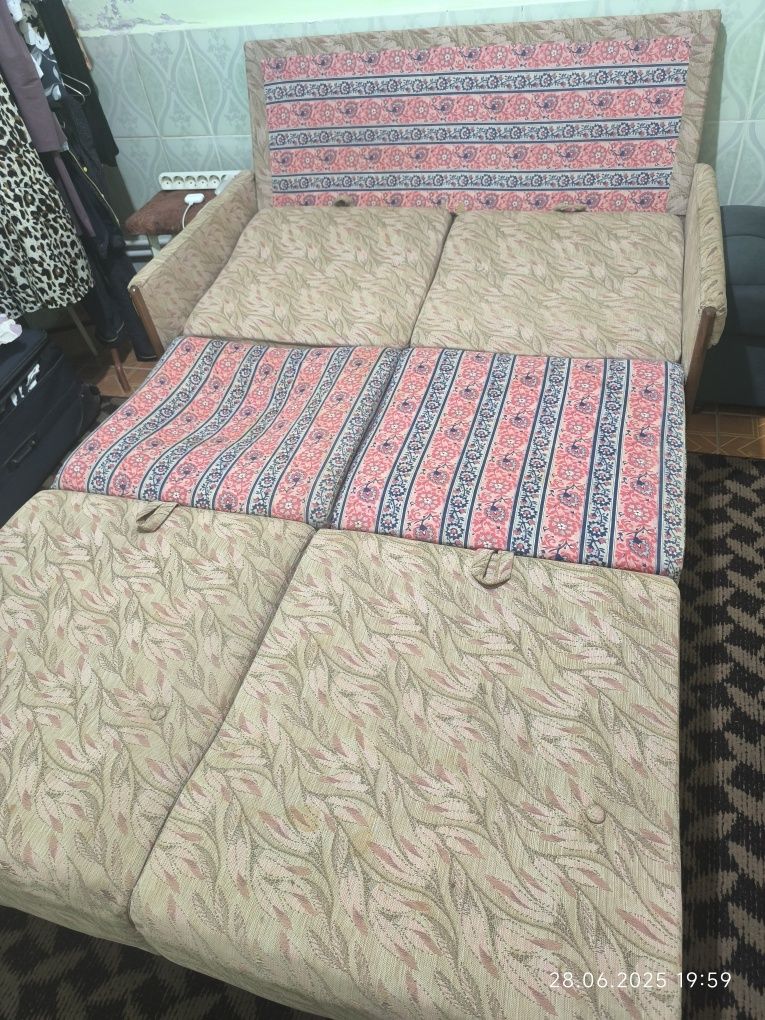 Продаю диванчик трансформер