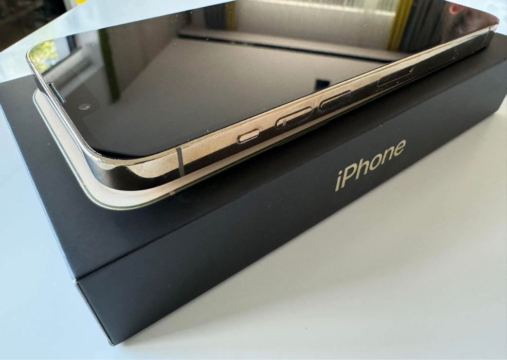 Iphone 13 pro gold