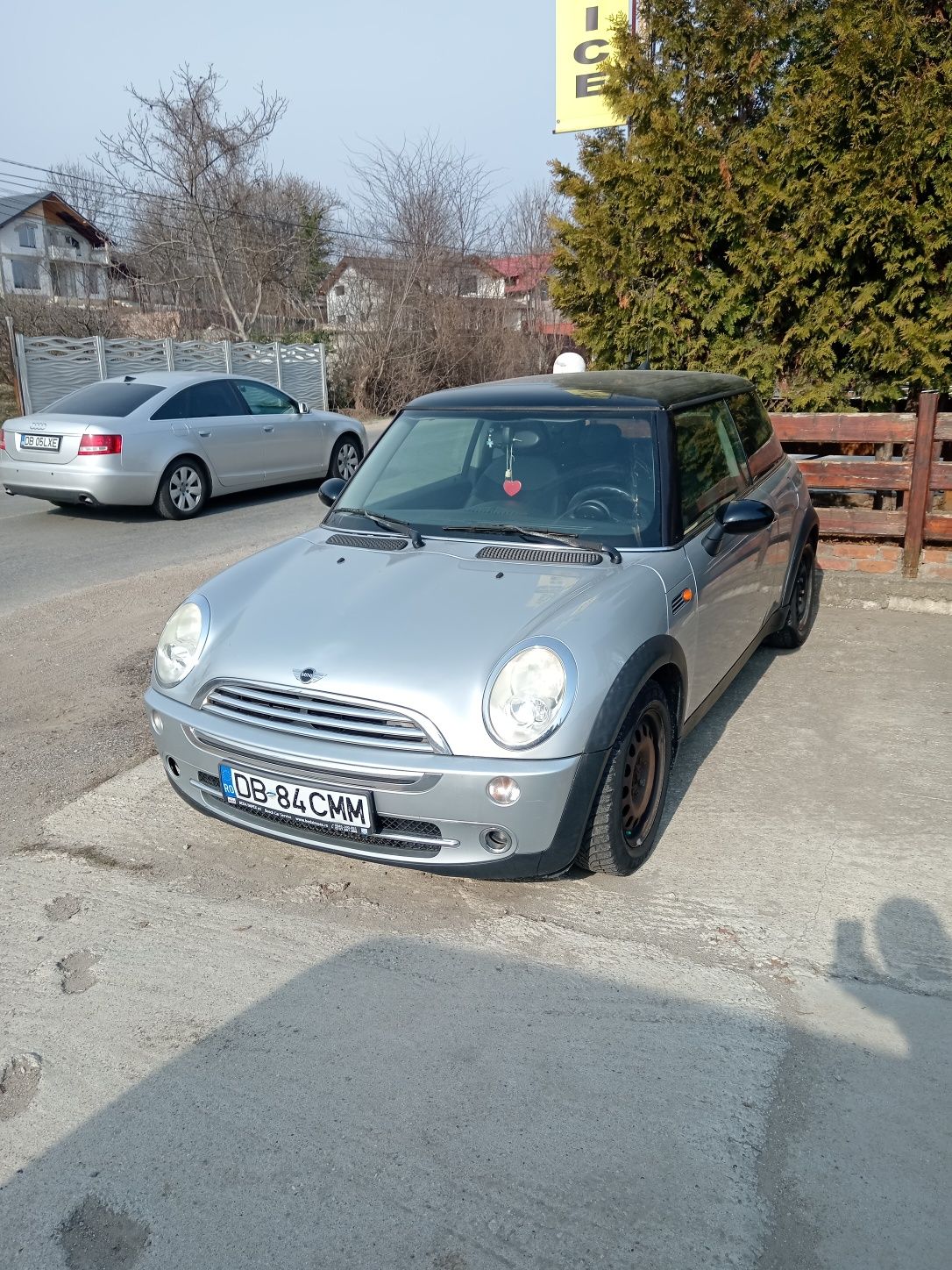 Vând Mini one 1.6 benzina