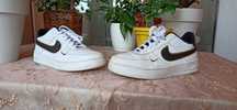 Nike air-№39/40-30 лв, златни Nike air №40-30 ,Asics gel № 42 - 30 лв.