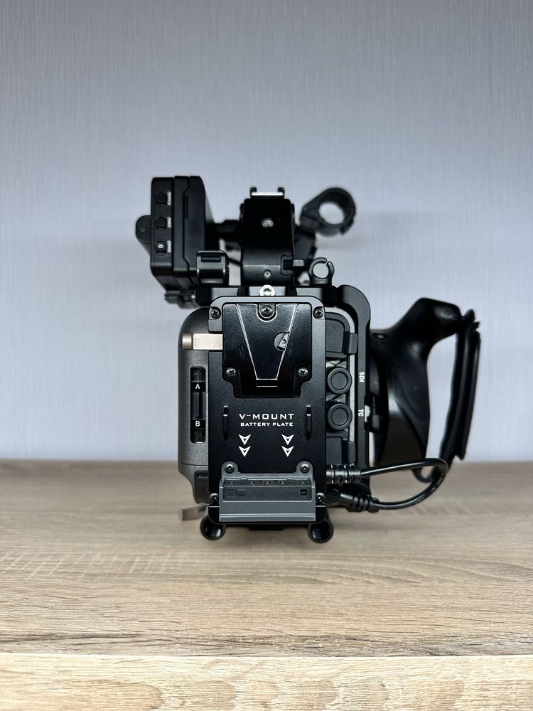 Кино камера Sony FX6 с аксесоари