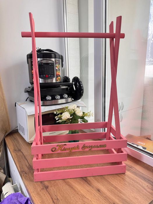 Детская вешалка, детский гордероб кіндік қызыма