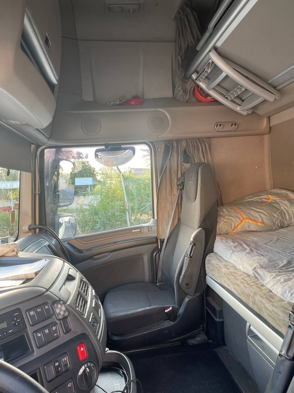 DAF XF460 EURO 6 + KRONE прицеп Сотилади
