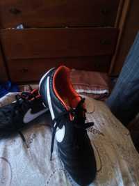 Adidas Nike de fotbal