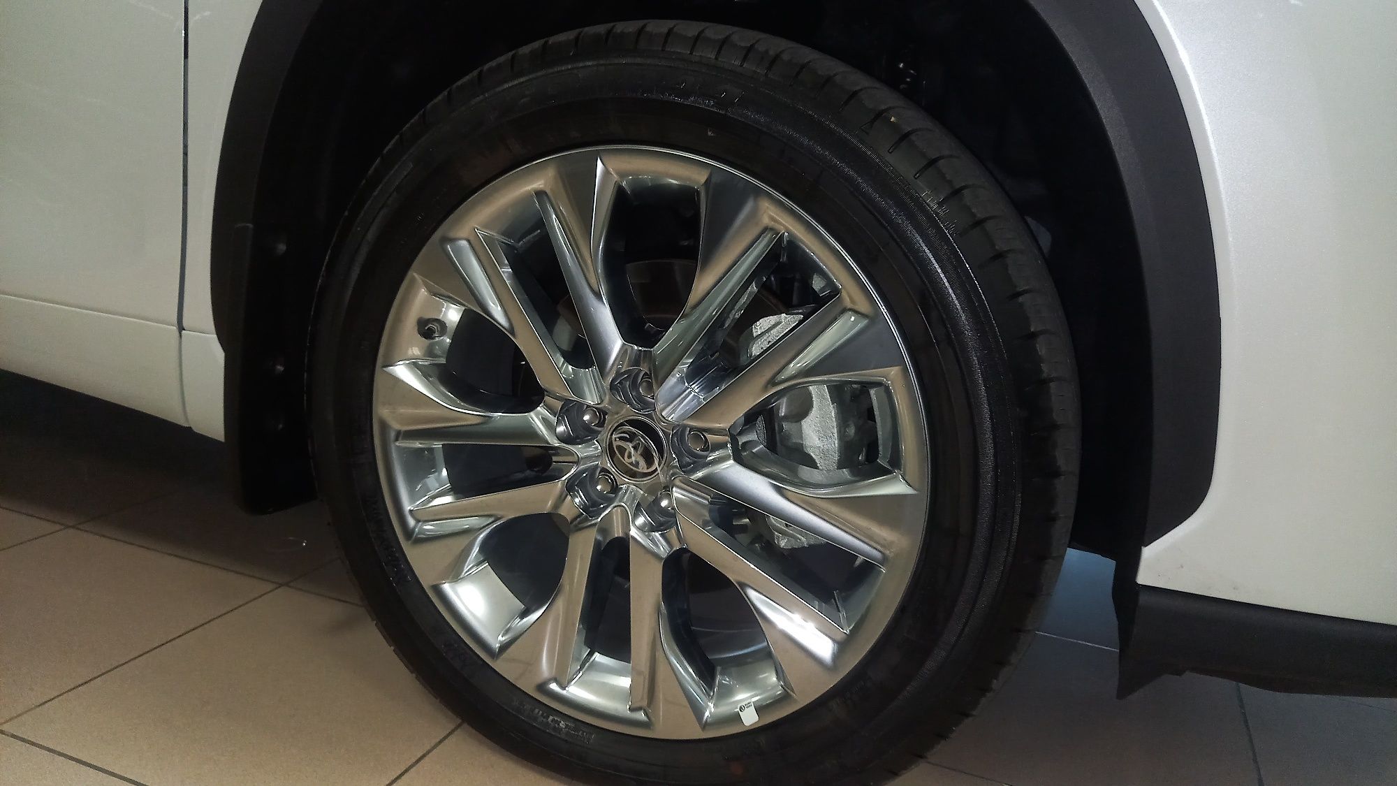 Toyota Highlander Hybrid Limited 2024 год В Наличии