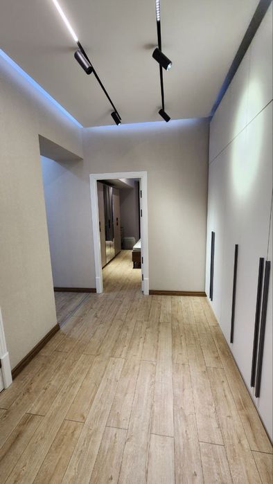 Аренда Яшнабад Хакимият 3/5/10 С мебелю техникой Срочна