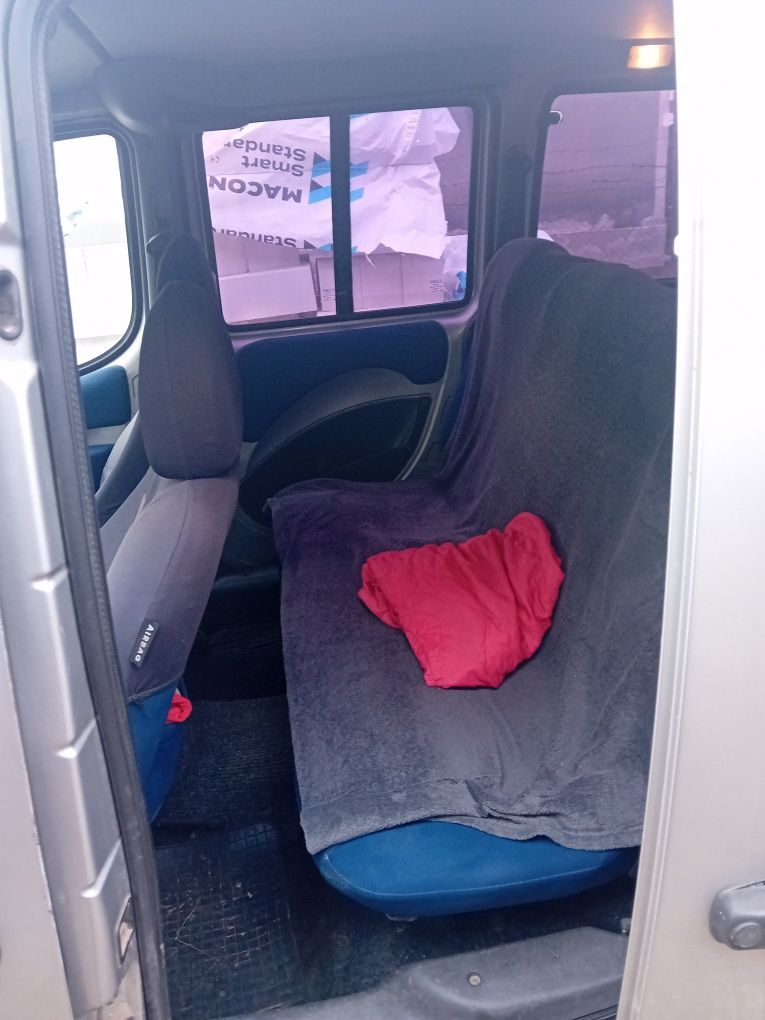 Vand fiat doblo !