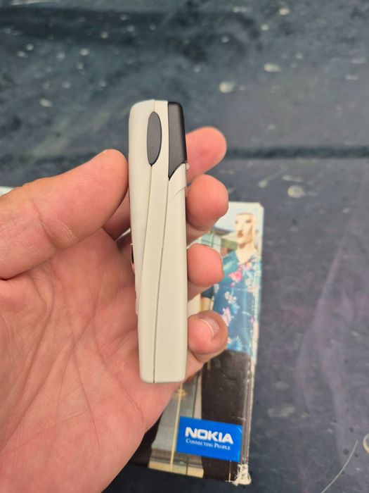 Nokia 8310 Reconditionat  NOU la cutie (fullbox)