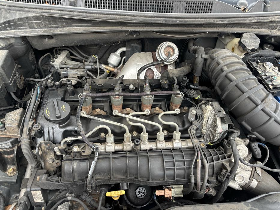 Injectoare Hyundai i40 1.7 Crdi cod motor D4FD