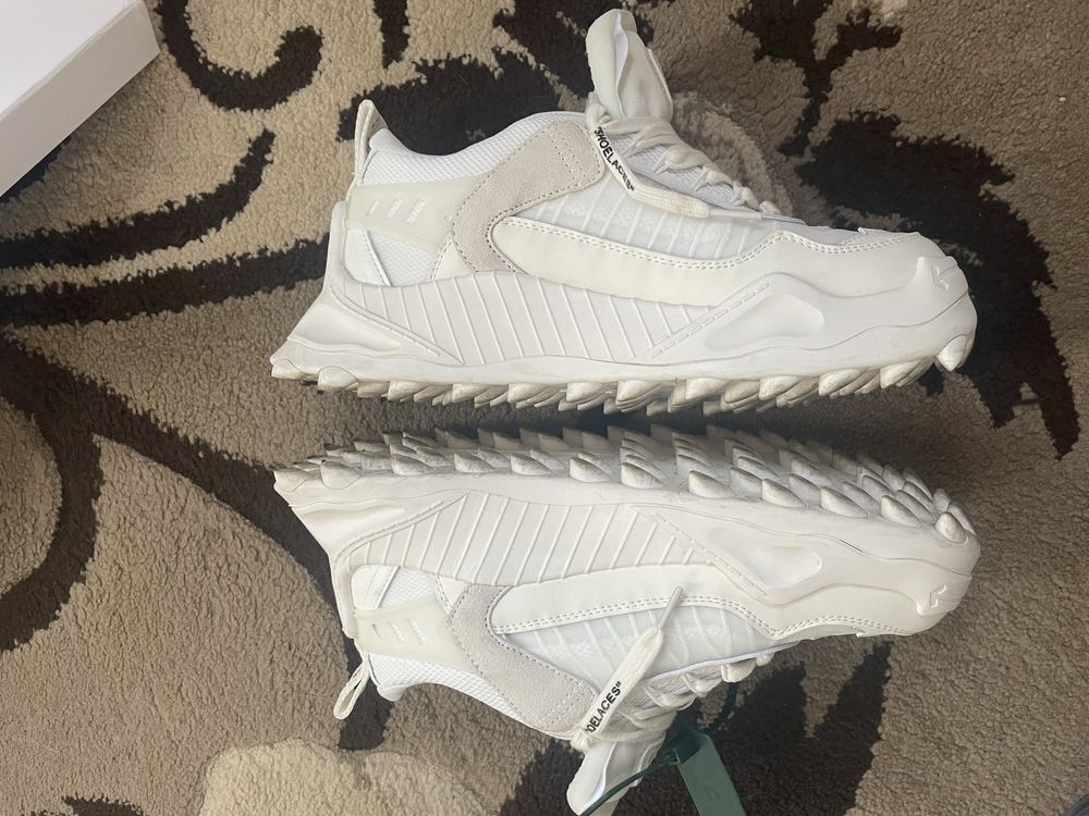 off white odsy 1000 triple white