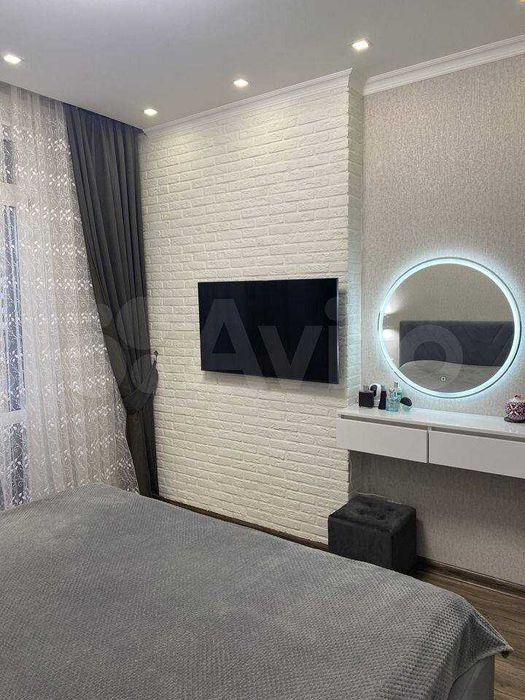 Сдаю 2х ком. 6/9 квартиру на улице Садыка Азимова (Р5)