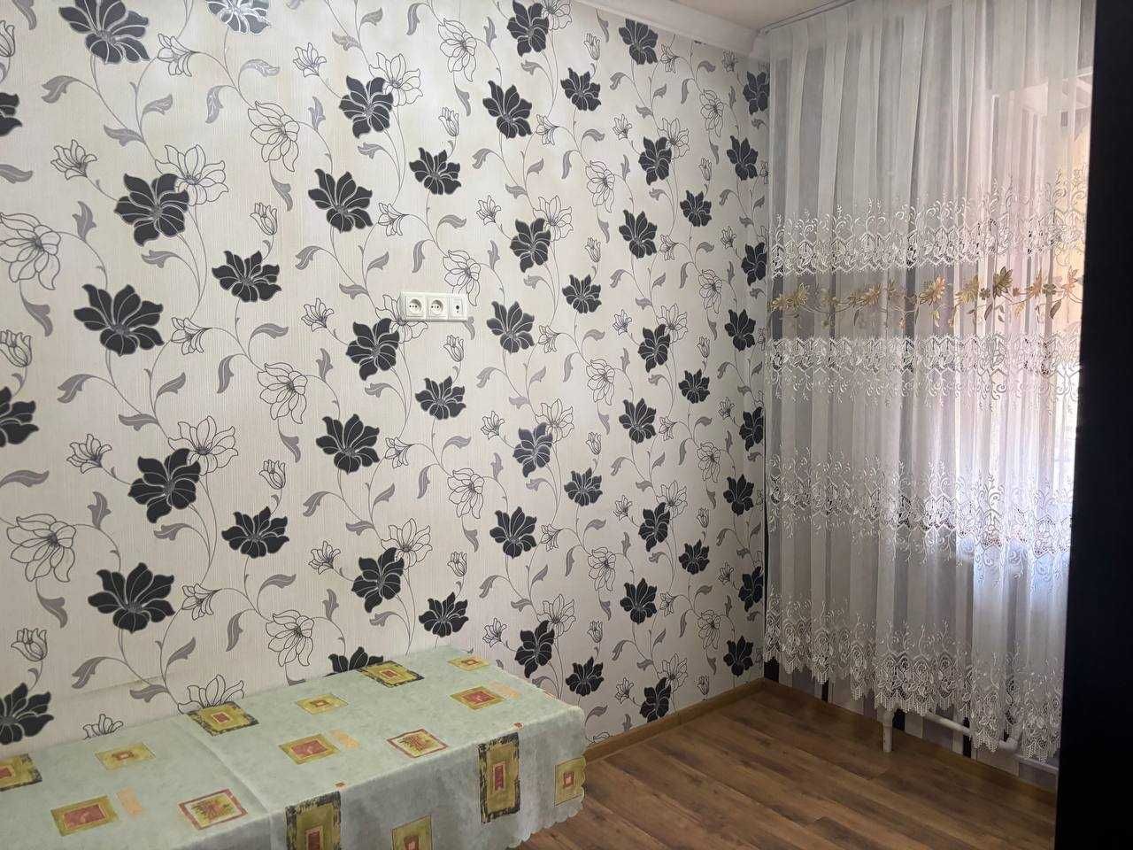 Срочно!  2/2/5 кирпичный М.Улугбекский район, ор. Буз-2 (НБ)