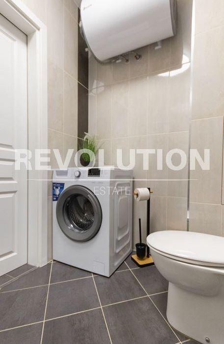 Дава се под наем Двустаен апартамент в Варна, Център - 73 кв.м за 800 € - Снимка #5