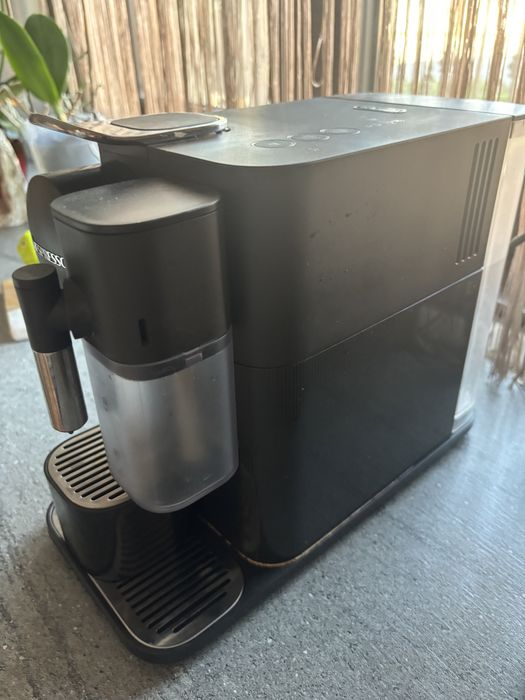 Nespresso Latissima One