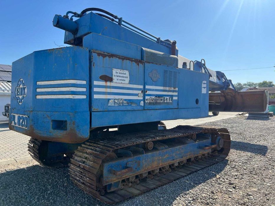 Excavator cu brat telescopic rotativ EWK – 20 T , 152 Hp + Video