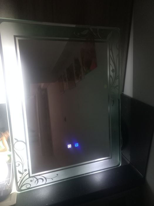 Светещо лед огледало