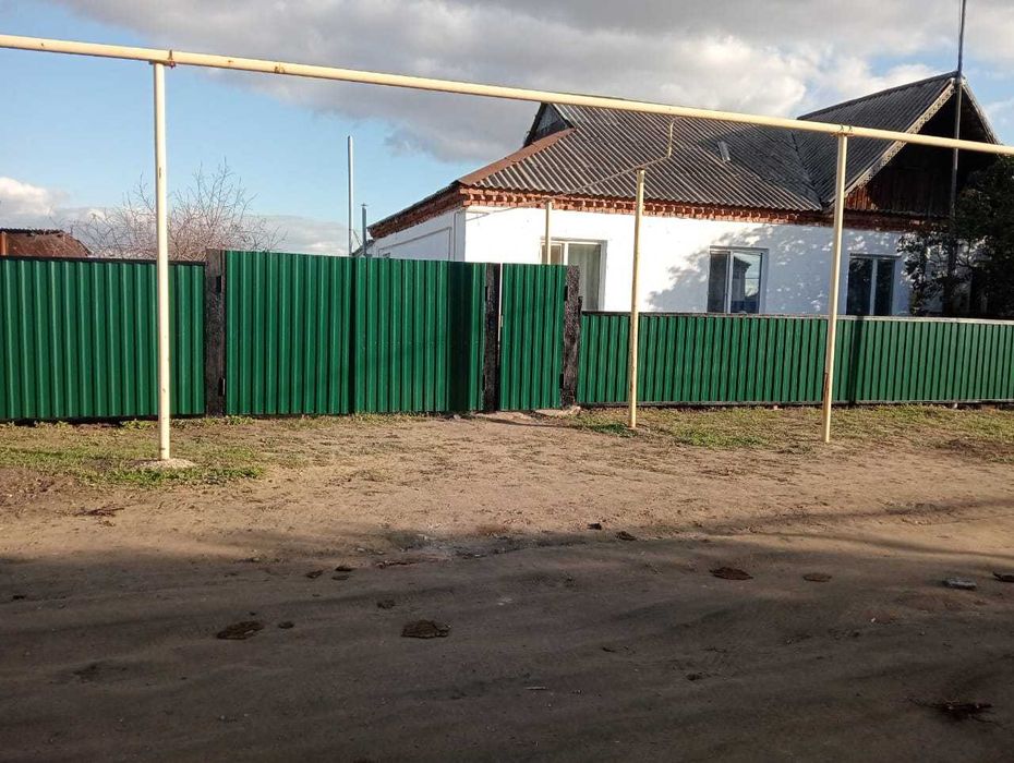 Продам  дом в с. Садовое