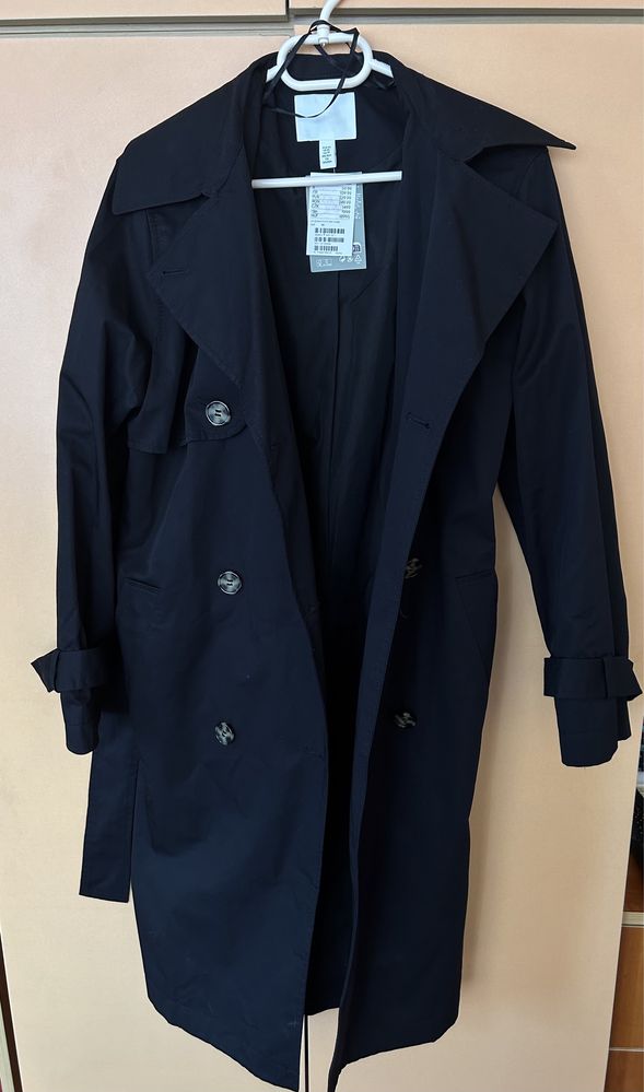Тренчкот черен h&m