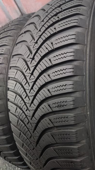 2бр зимни гуми 175/65/14 Hankook Winter
dot22
6.mm
Добре състояние на
