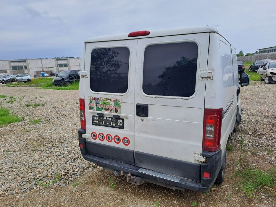 Dezmembrez  Citroen Jumper 2.0hdi an 2002