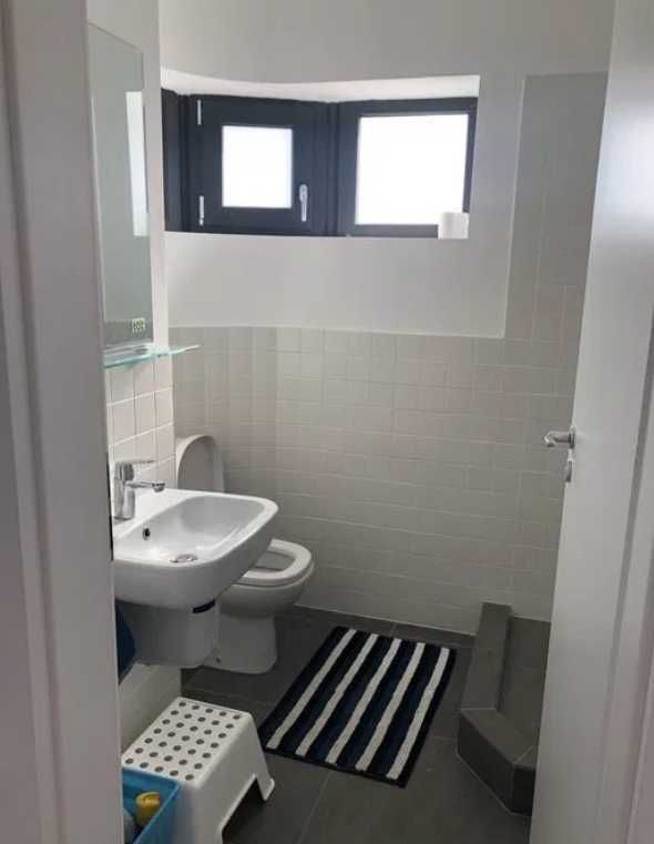 Дава се под наем Едностаен апартамент в Пловдив, Остромила - 45 кв.м за 255 € - Снимка #2