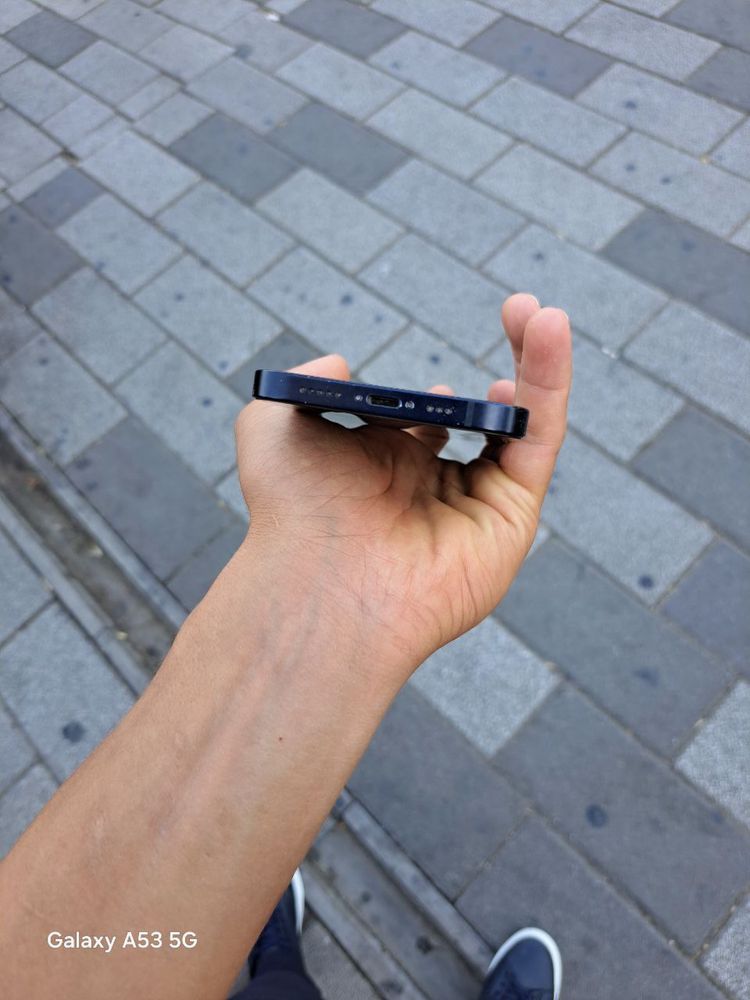 Iphone 12 tomniy siniy