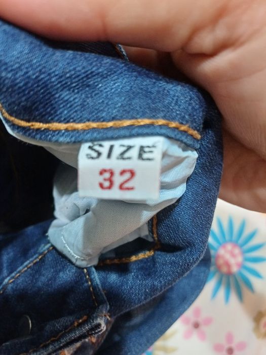 Blugi dama marimea 32