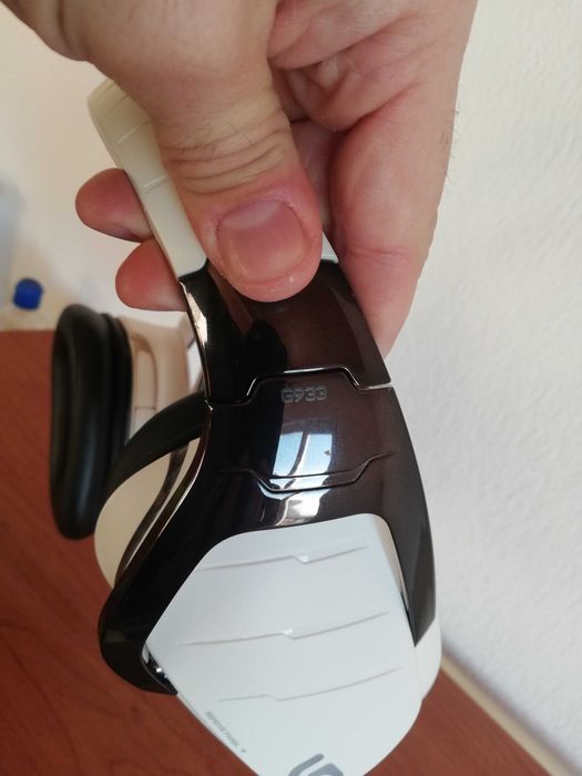 Logitech G933 геймърски слушалки бели