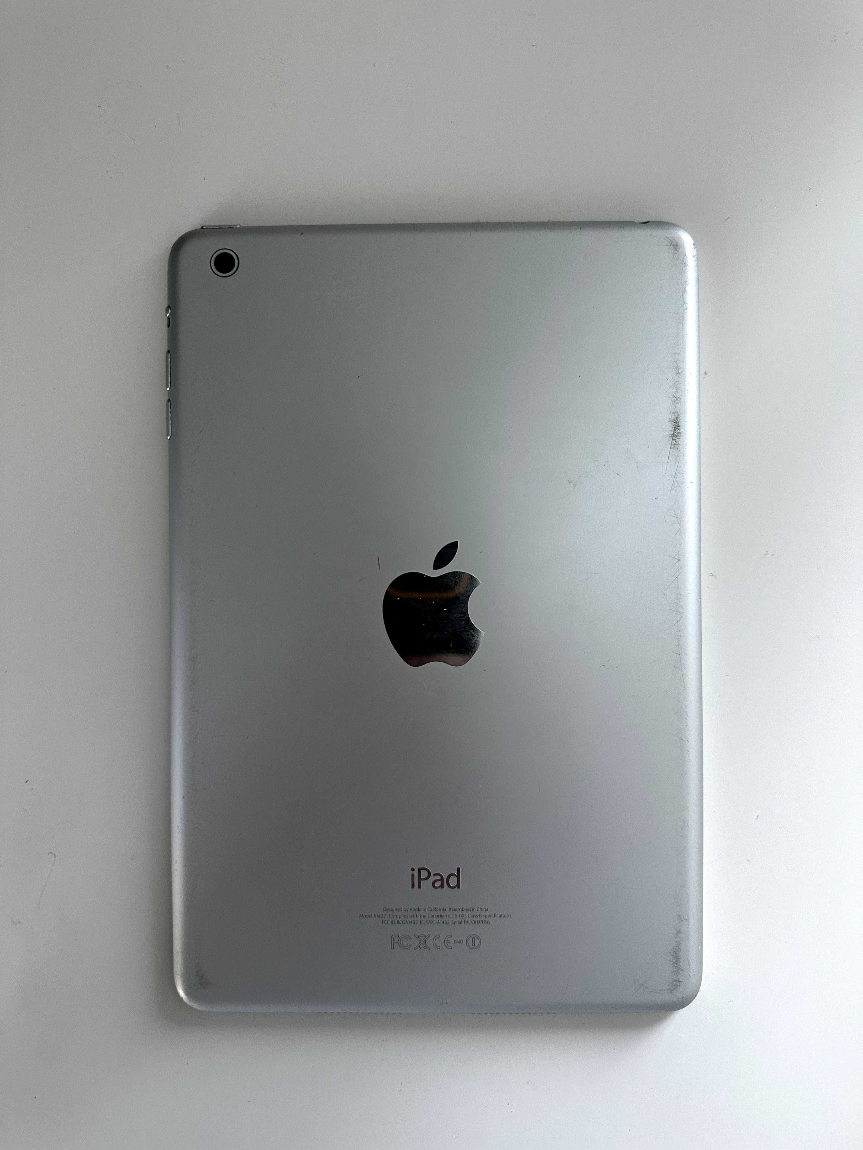 Apple iPad Mini WiFi 16GB бял модел А1432