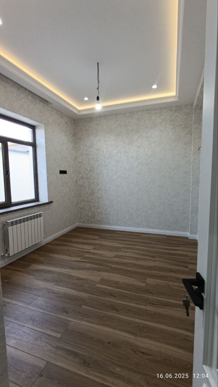 Срочно продаётся новый евродом 2.2-соток 6-комнат Юнусабад завод Зенит