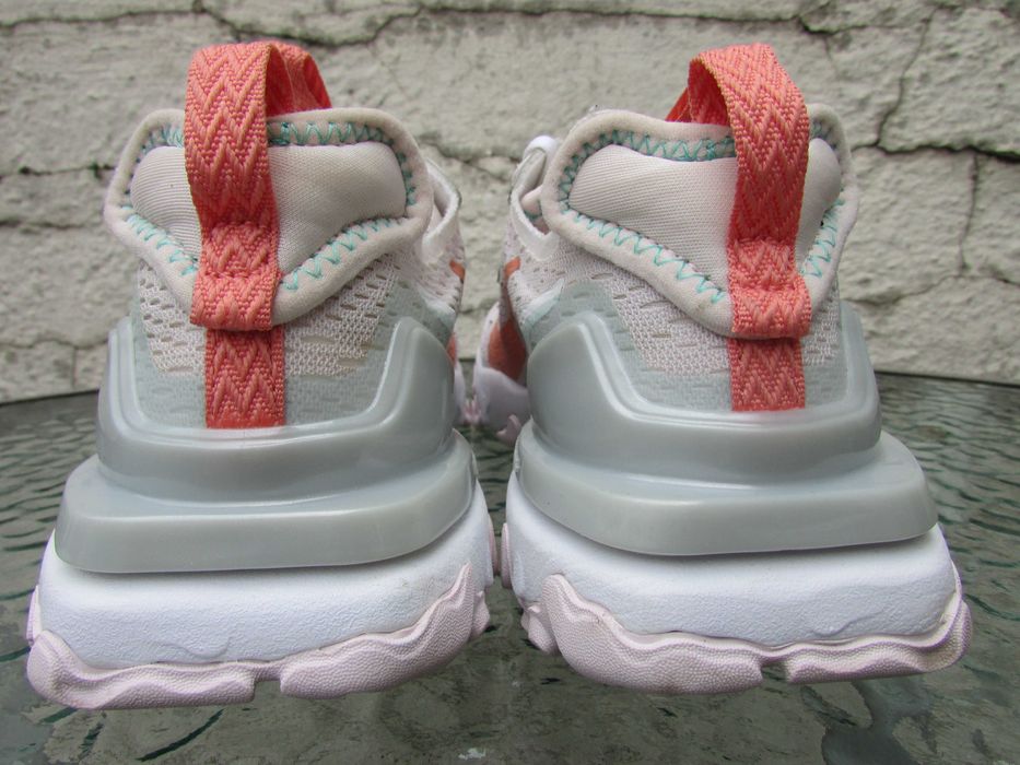 Дамски маратонки Nike React Vision