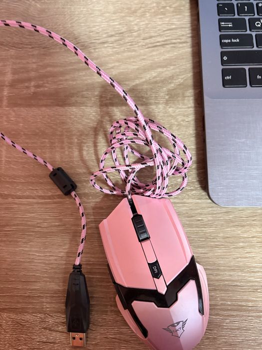 Asus Vivobook 15 + GXT мишка и клавиатура