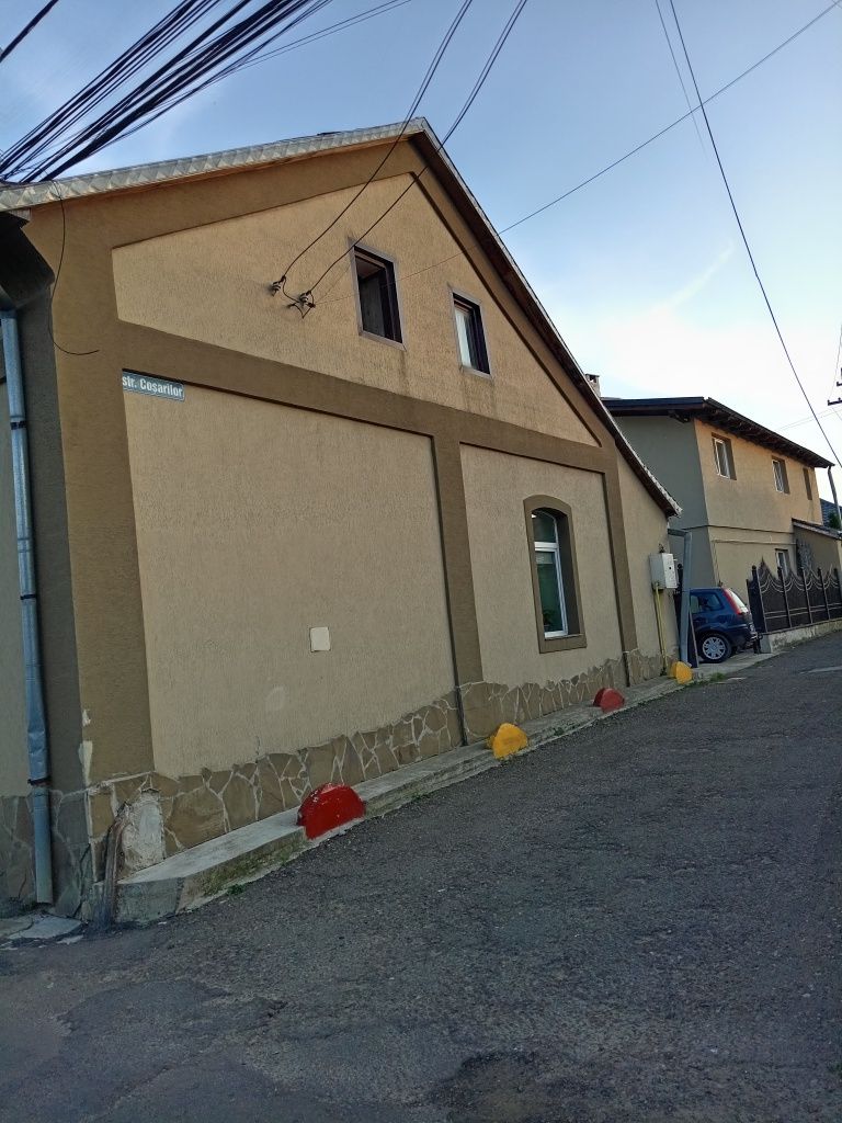 Casă  zona centrala