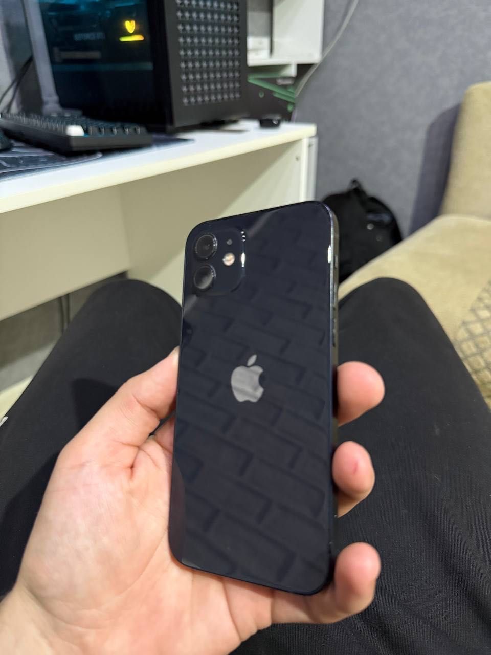 iphone 12 в хорошем состоянии