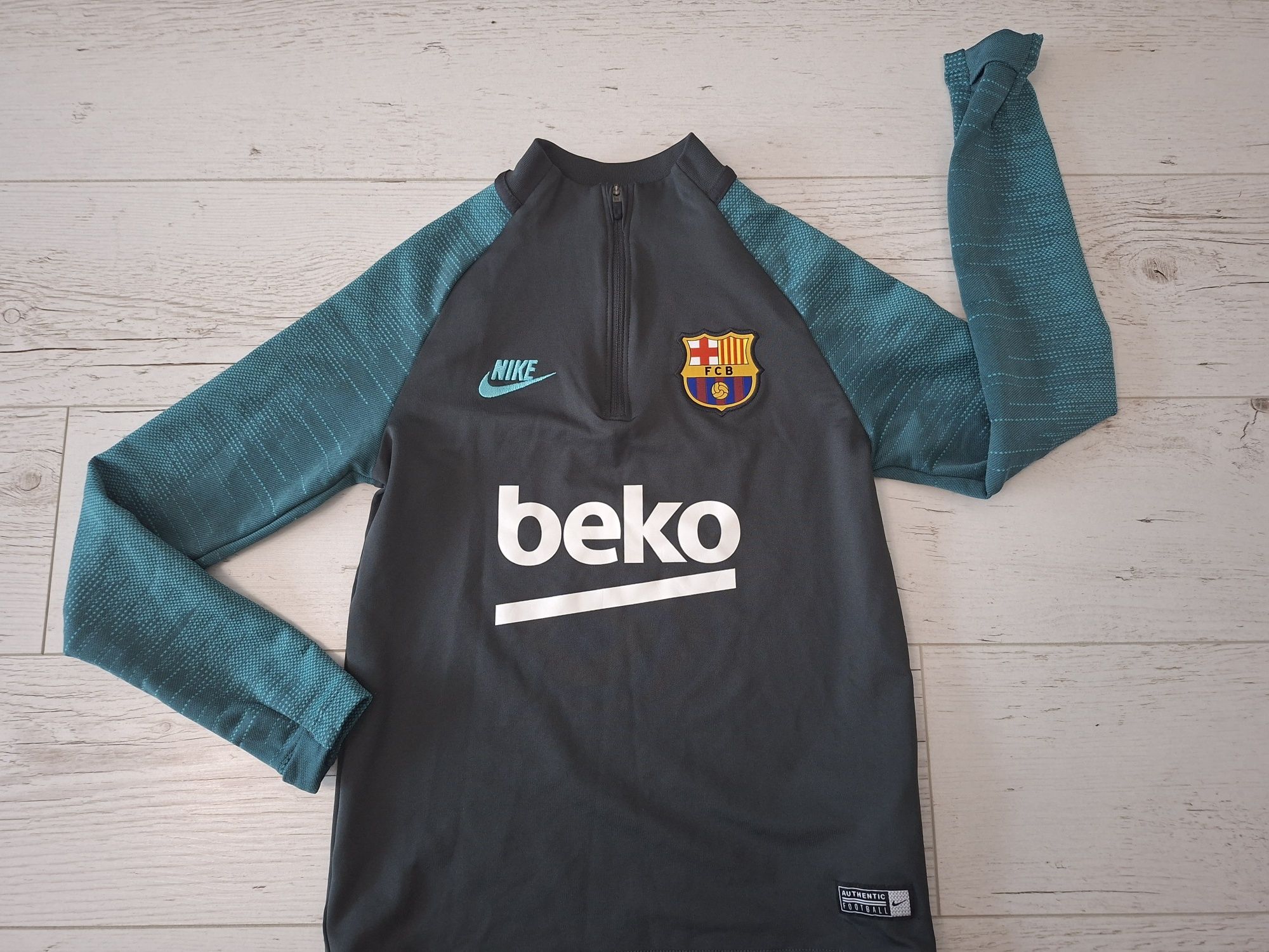 Nike Barcelona-Ориг. Детско горнище