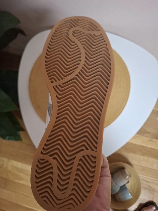 Маратонки Adidas  Campus сиви 40 размер