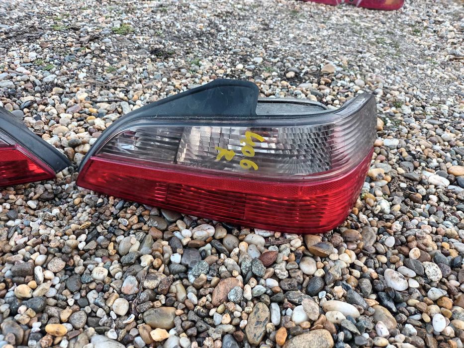 ляв и десен стоп за пежо 406 PEUGEOT 406