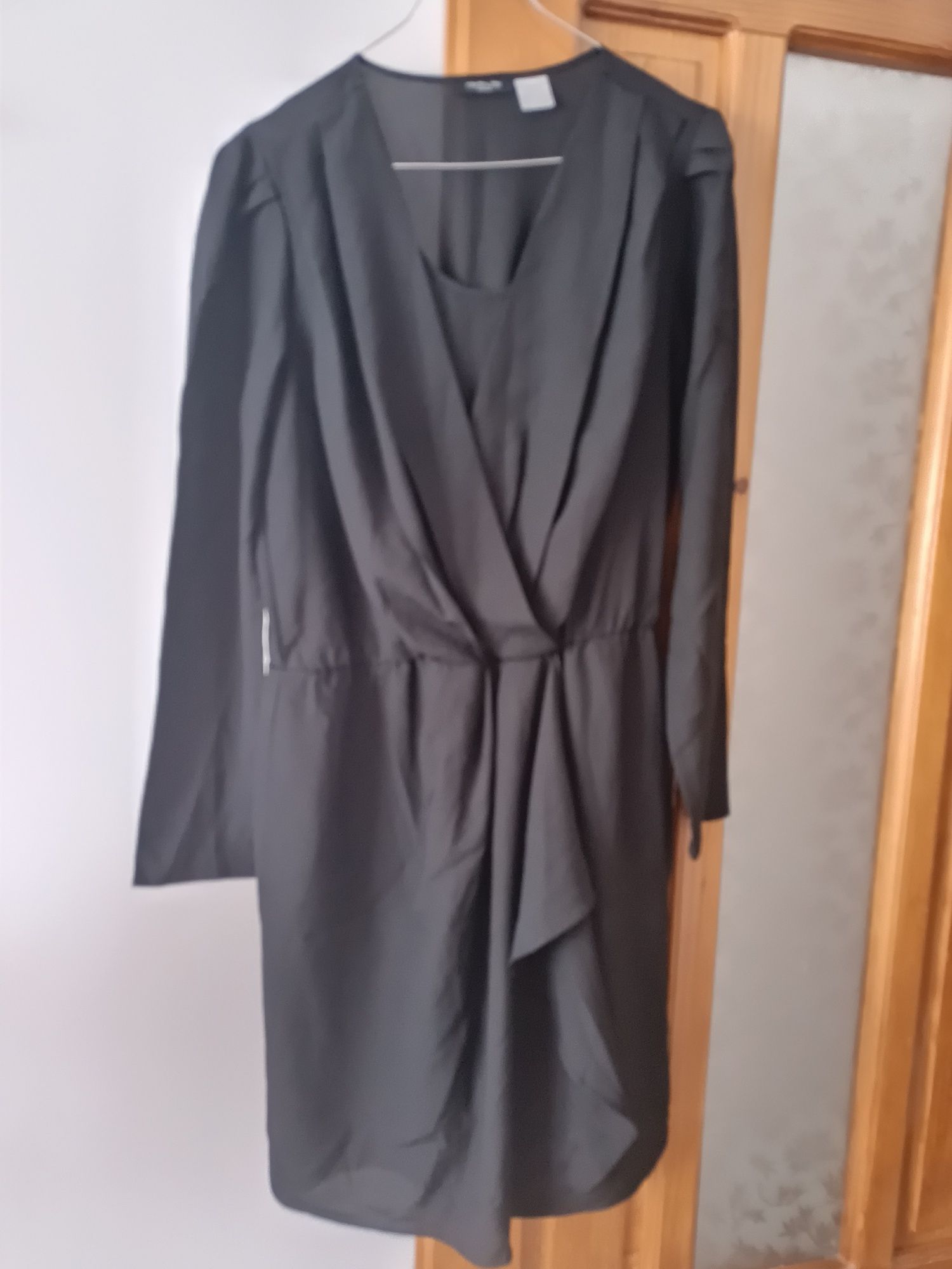 Rochie neagra cu maneci La redoute