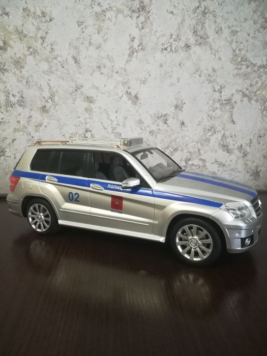 Продам полицейский джип на пульте управления