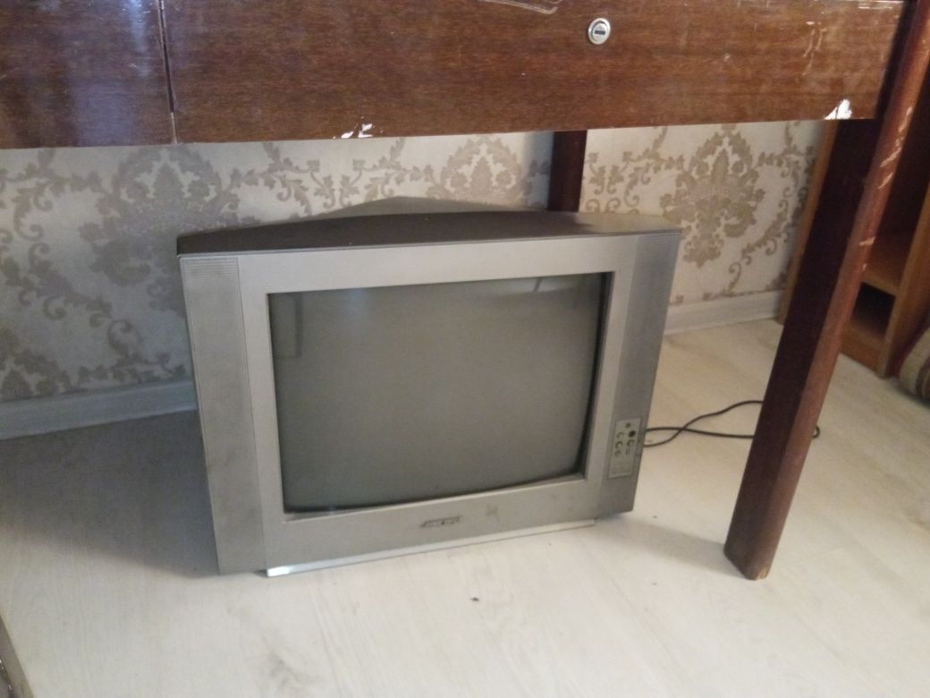 Продаю 2. Телевизора