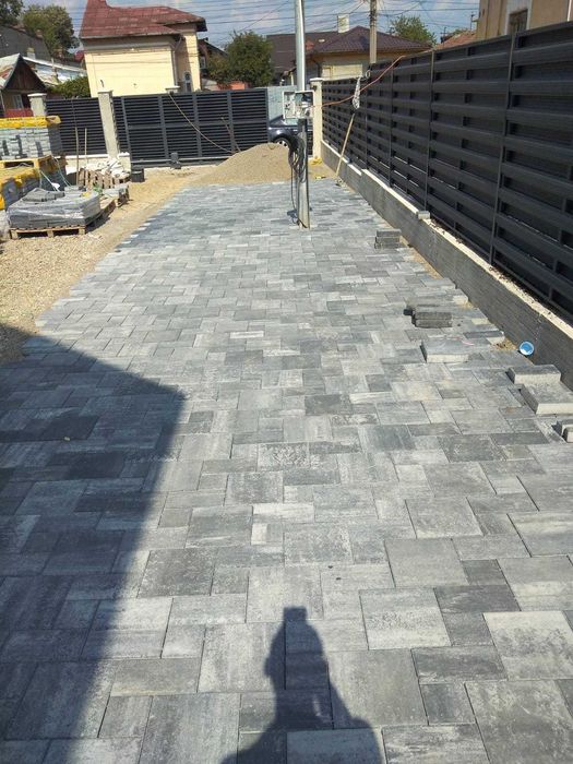 Montaj Pavaj, pavele, gard placi plasa WPC tabla decupata CNC