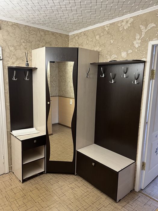 Угловая прихожая