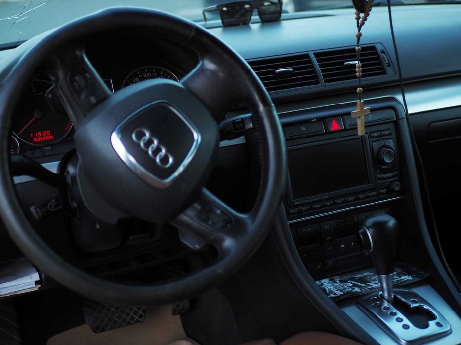 Vand Audi A4 B7  S line