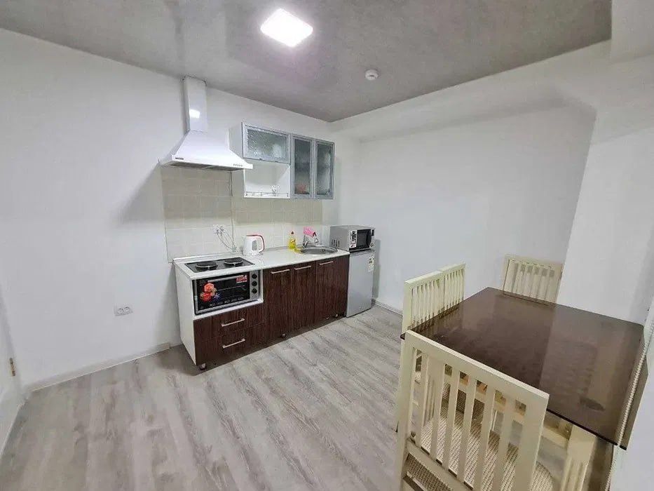 ЕвроОфис с мебелью на Дархане