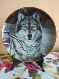 Лимитирана колекция чиния от фин порцелан с вълк
