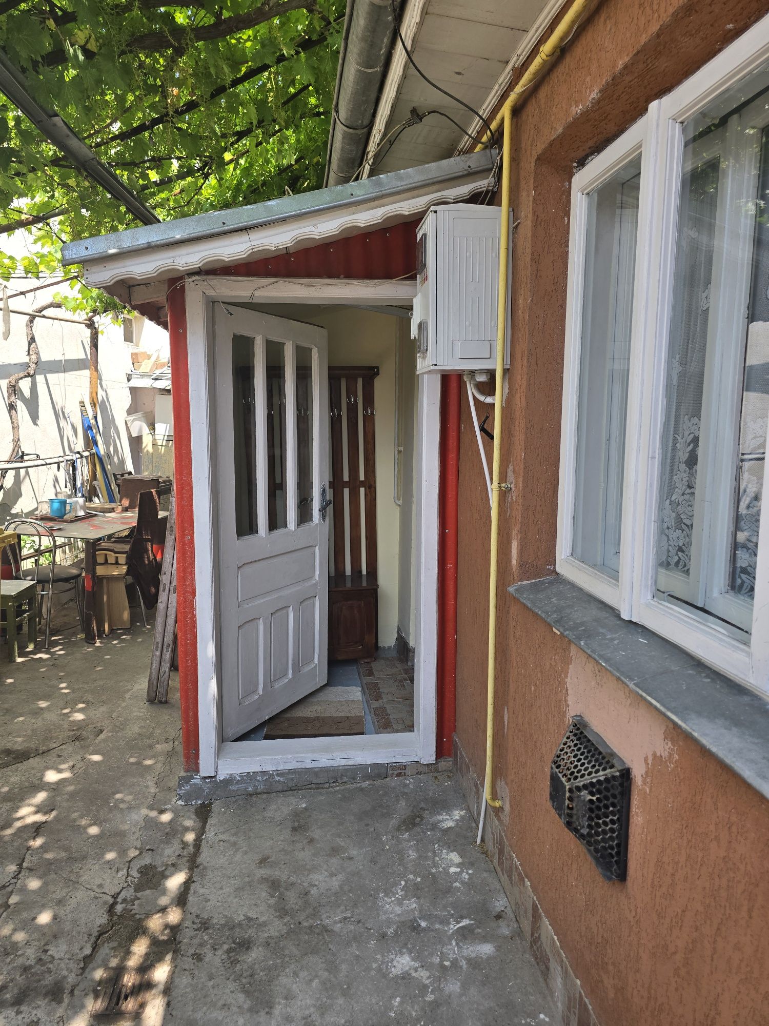 Ofer spre Inchiriere Casa cu 2 camere