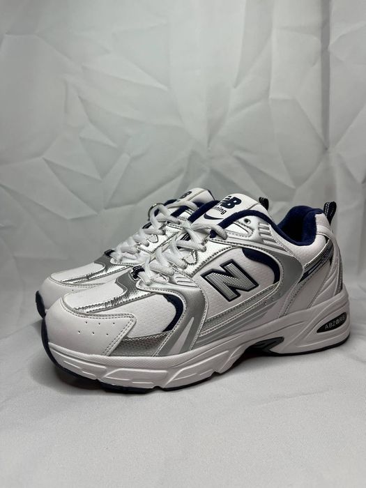 New Balance 530 закрыты