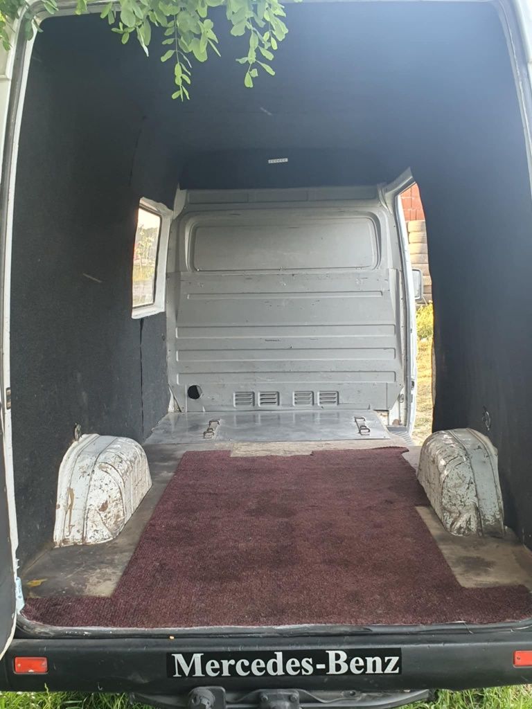 Mercedes sprinter